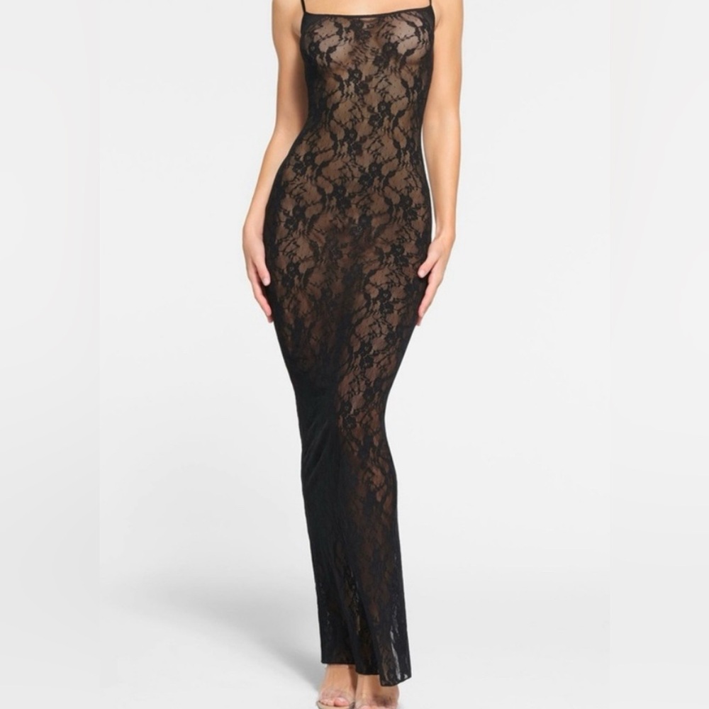 SKIMS NWT | Stretch Lace Cami Long Dress - Onyx (Black) - Sz. XL